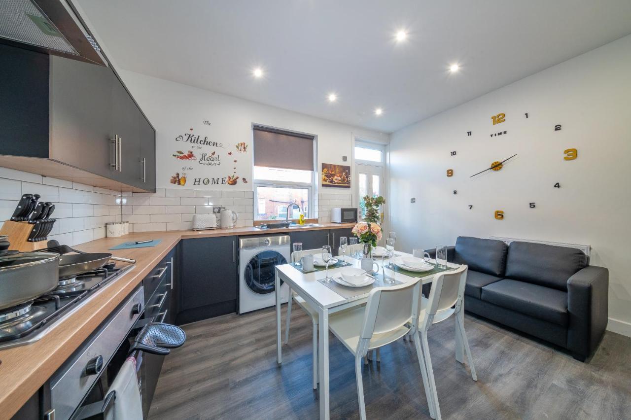 לידס *Rc12S* For Your Most Relaxed & Cosy Stay + Free Parking + Free Fast Wifi * מראה חיצוני תמונה